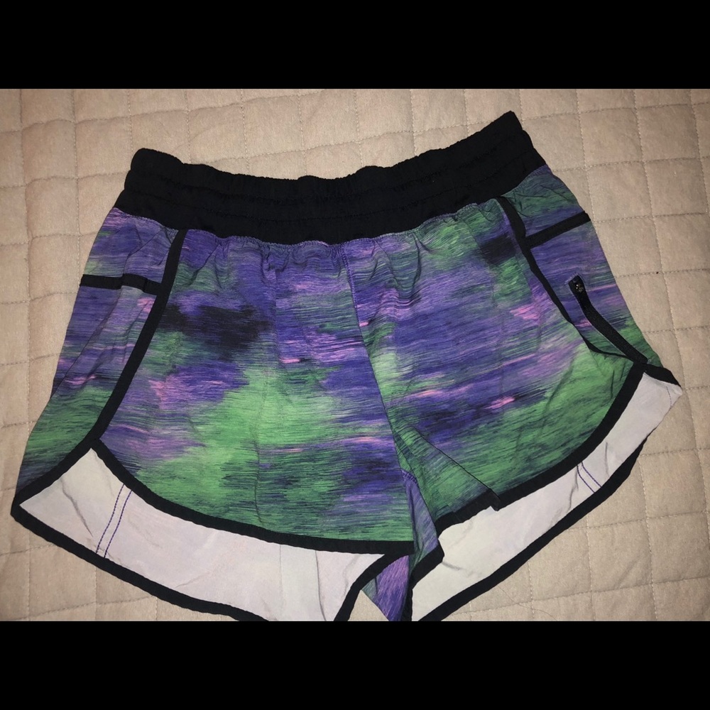 Lululemon Tracker Shorts 4”